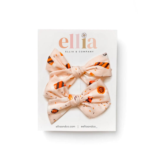 Halloween Candy - Mini Twirl Piggie Clips