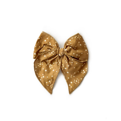 Holiday Magic in Gold - Medium Fairytale