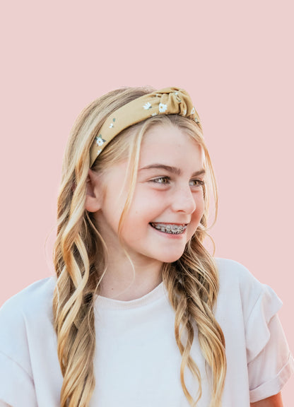 Daisy Fields - Knot Headband