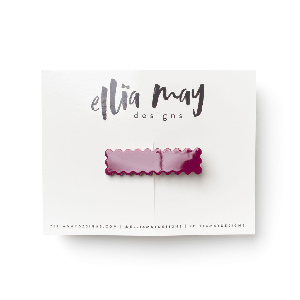 Sangria - Scalloped Bar Clip